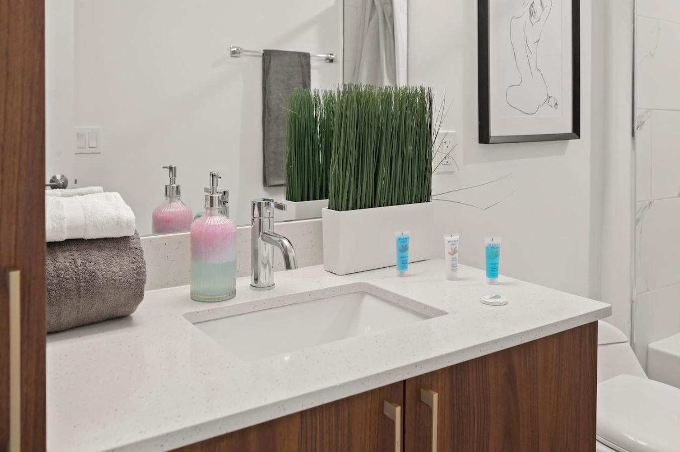 Modern Unit Mins From Brickell With Free Parking Miami