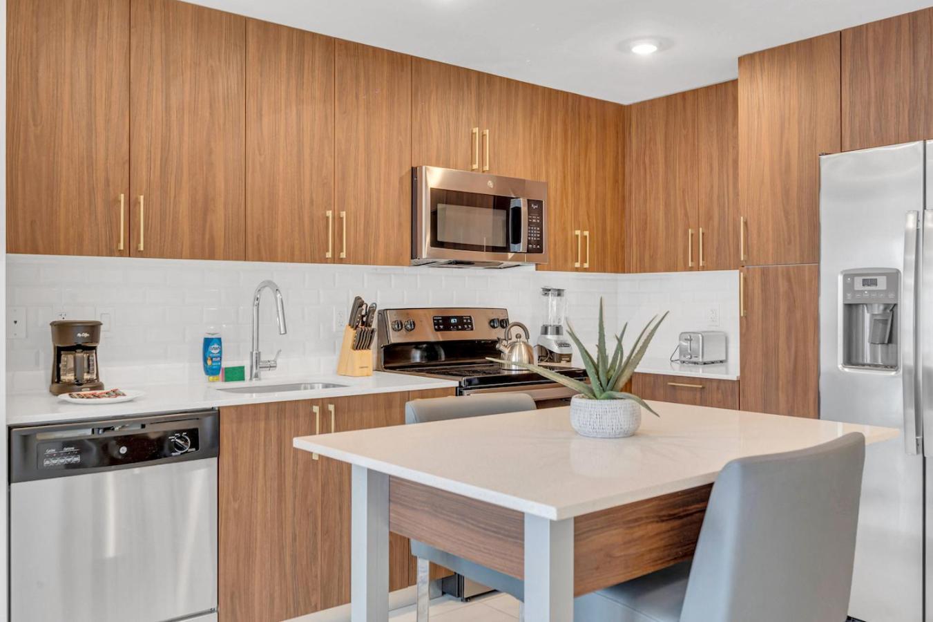 Apartment Centrally Located 2 Bed In The Heart Of Downtown With Free Parkin Miami