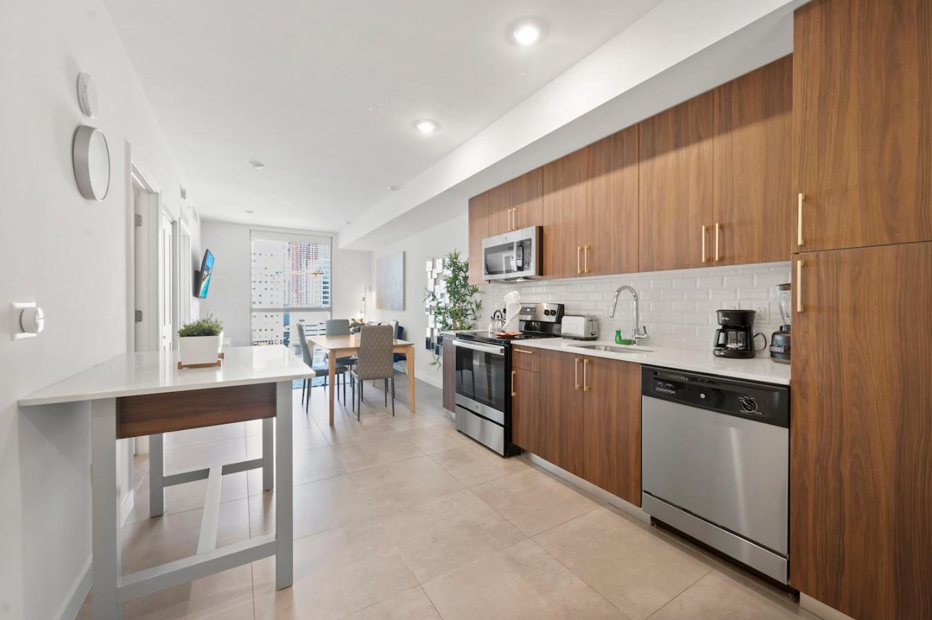 Apartamento Modern Unit In Downtown With Free Parking