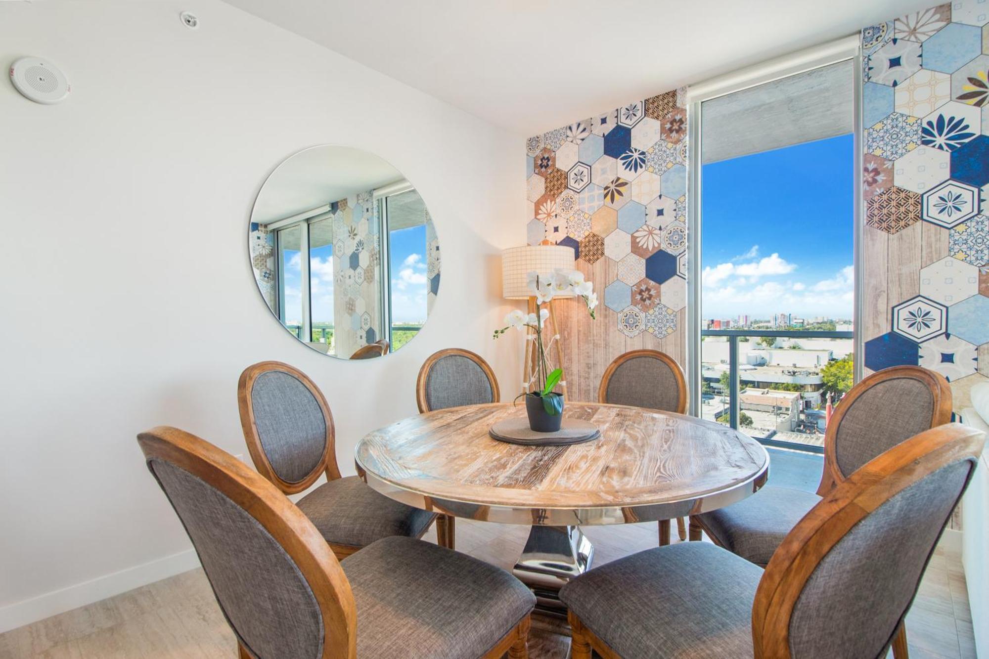 Quadro Residences By Ionica Apartment Miami