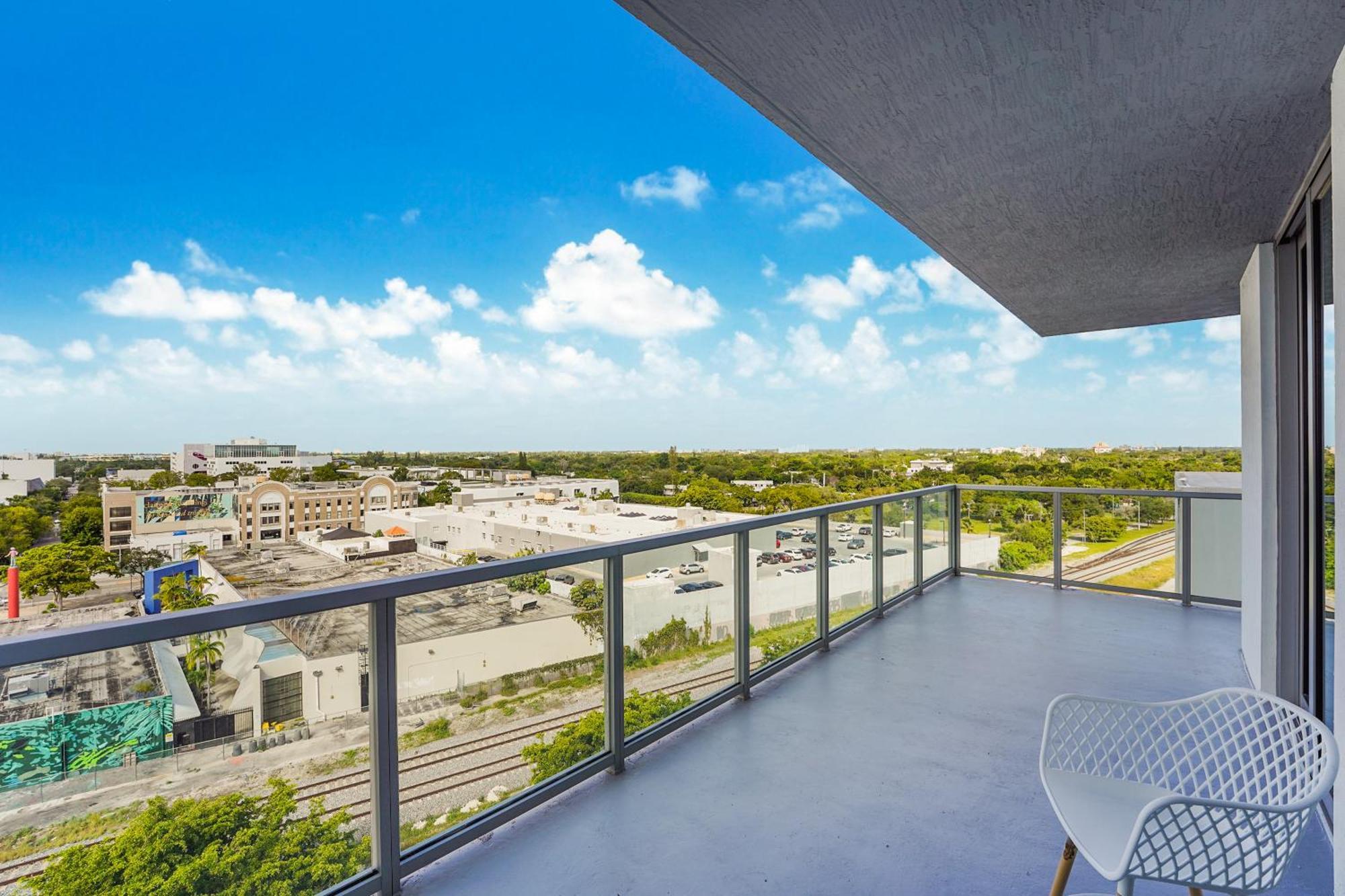 Quadro Residences By Ionica Apartment *
