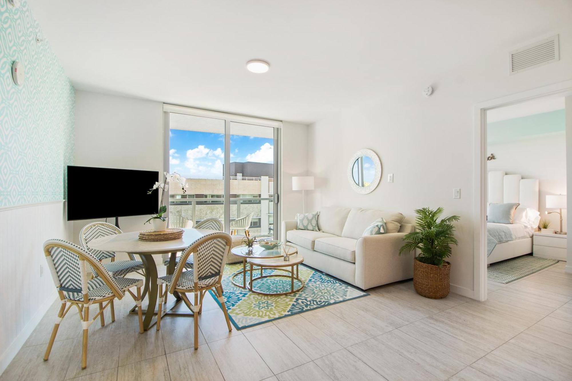 Quadro Residences By Ionica *