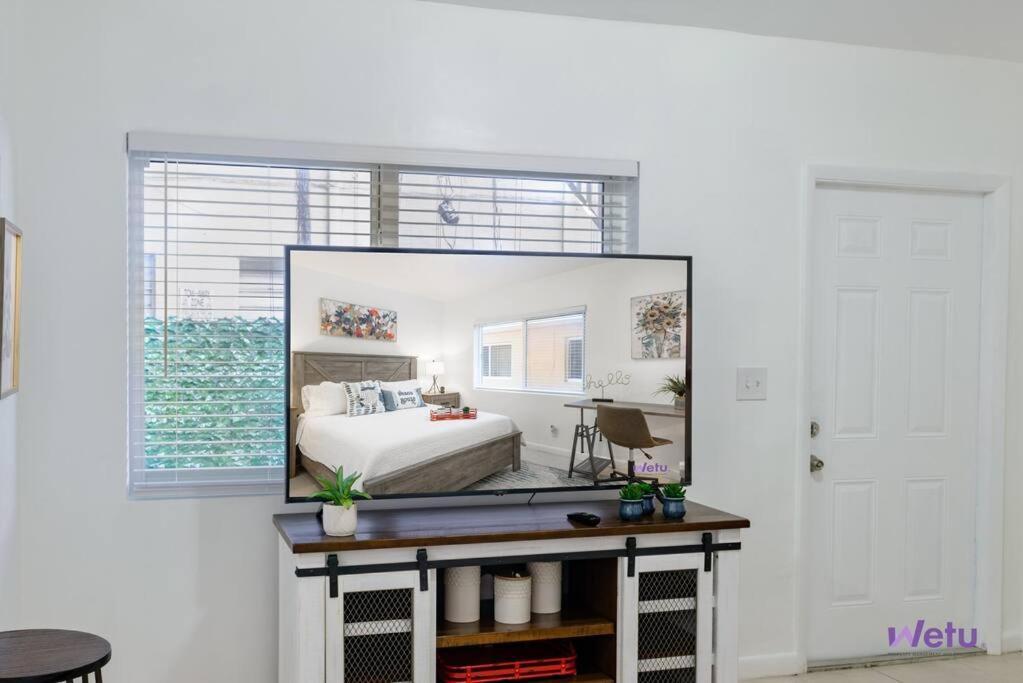 Hidden Gem Apt/near Downtown & Brickell *