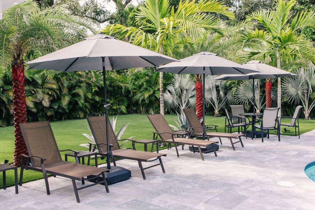 With Outdoor Sauna, Outdoor Bar And Pergola With Games Pousada
