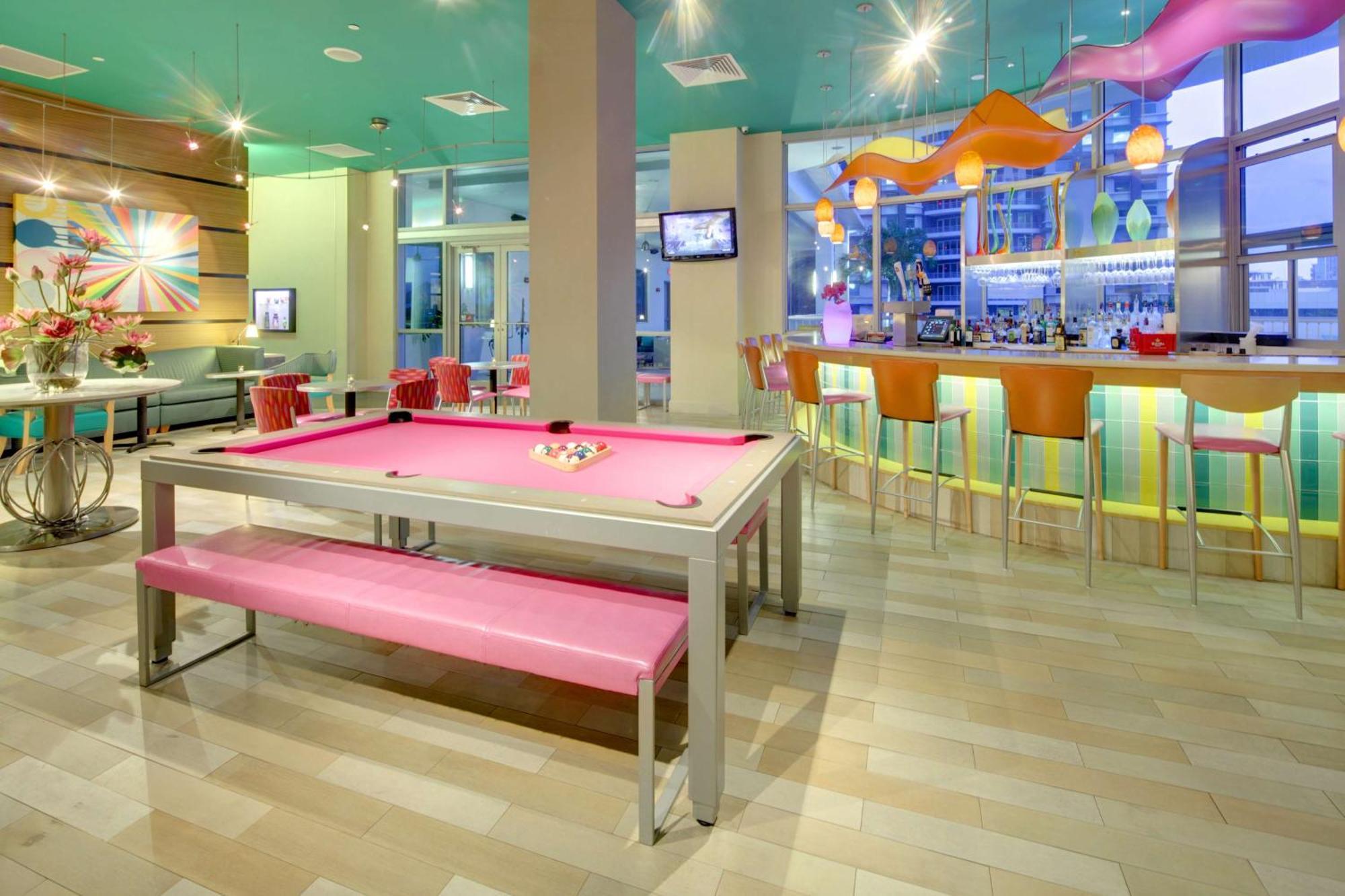 Hotel Hampton & By Hilton Downtown/brickell 3*