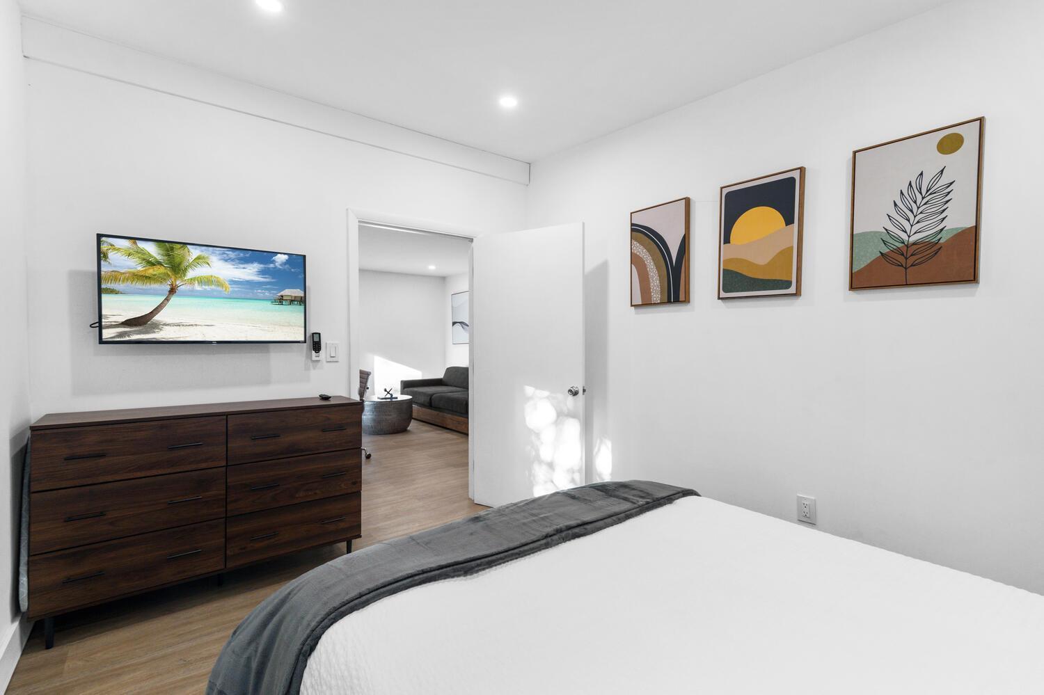 Enjoy Modern Oasis Private Patio - Near * Miami