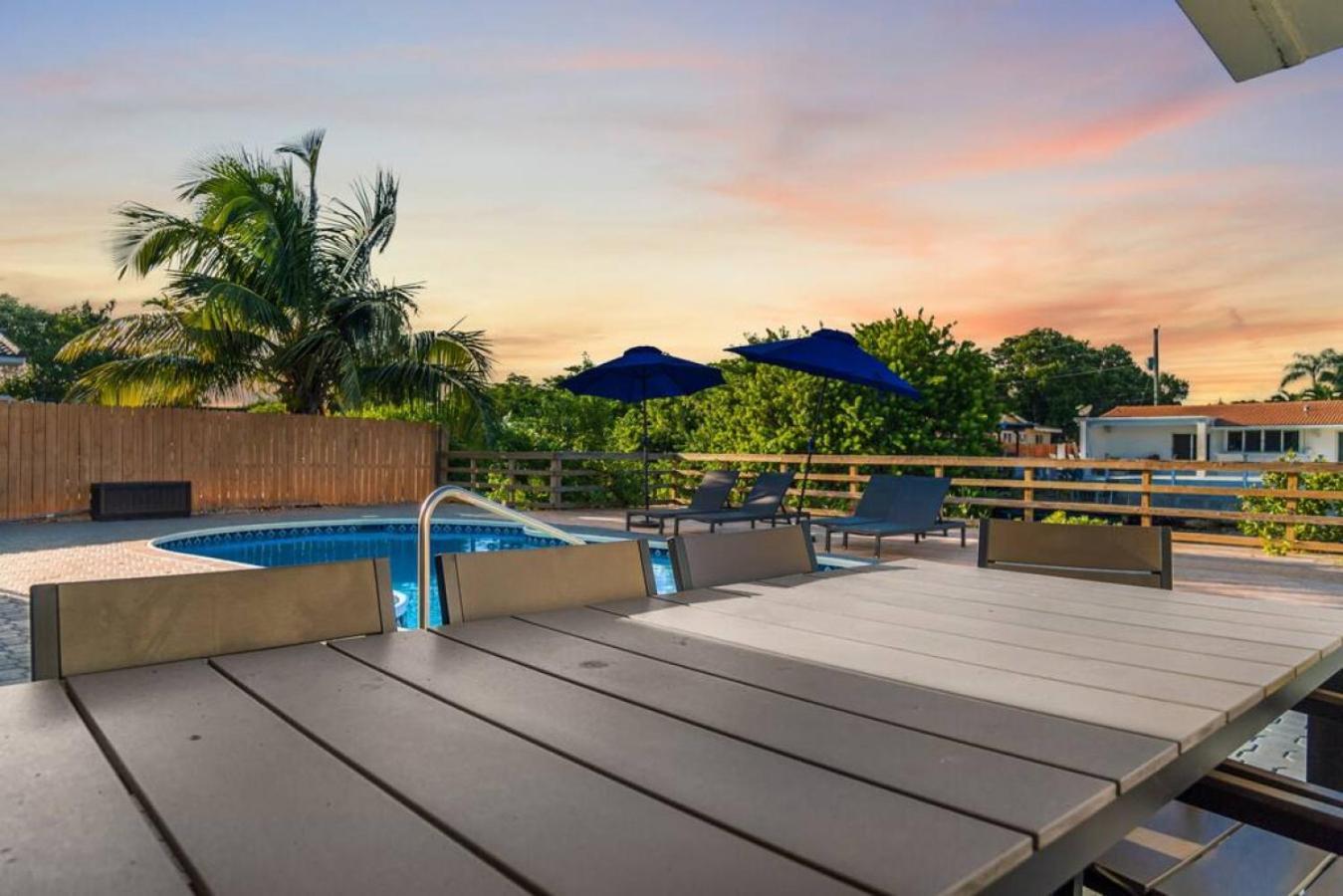 Holiday home Waterfront Heated Pool