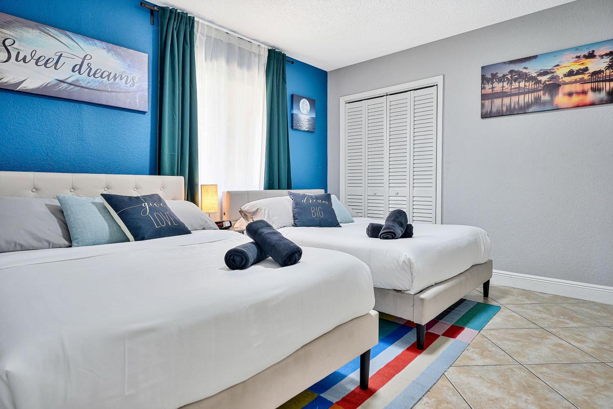 Casa de férias Vacay Spot: Beachside Retreat With Urban Perks