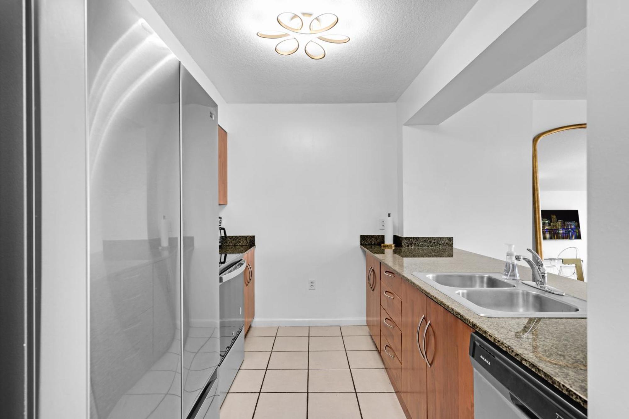 Gorgeous In Brickell Apartment *