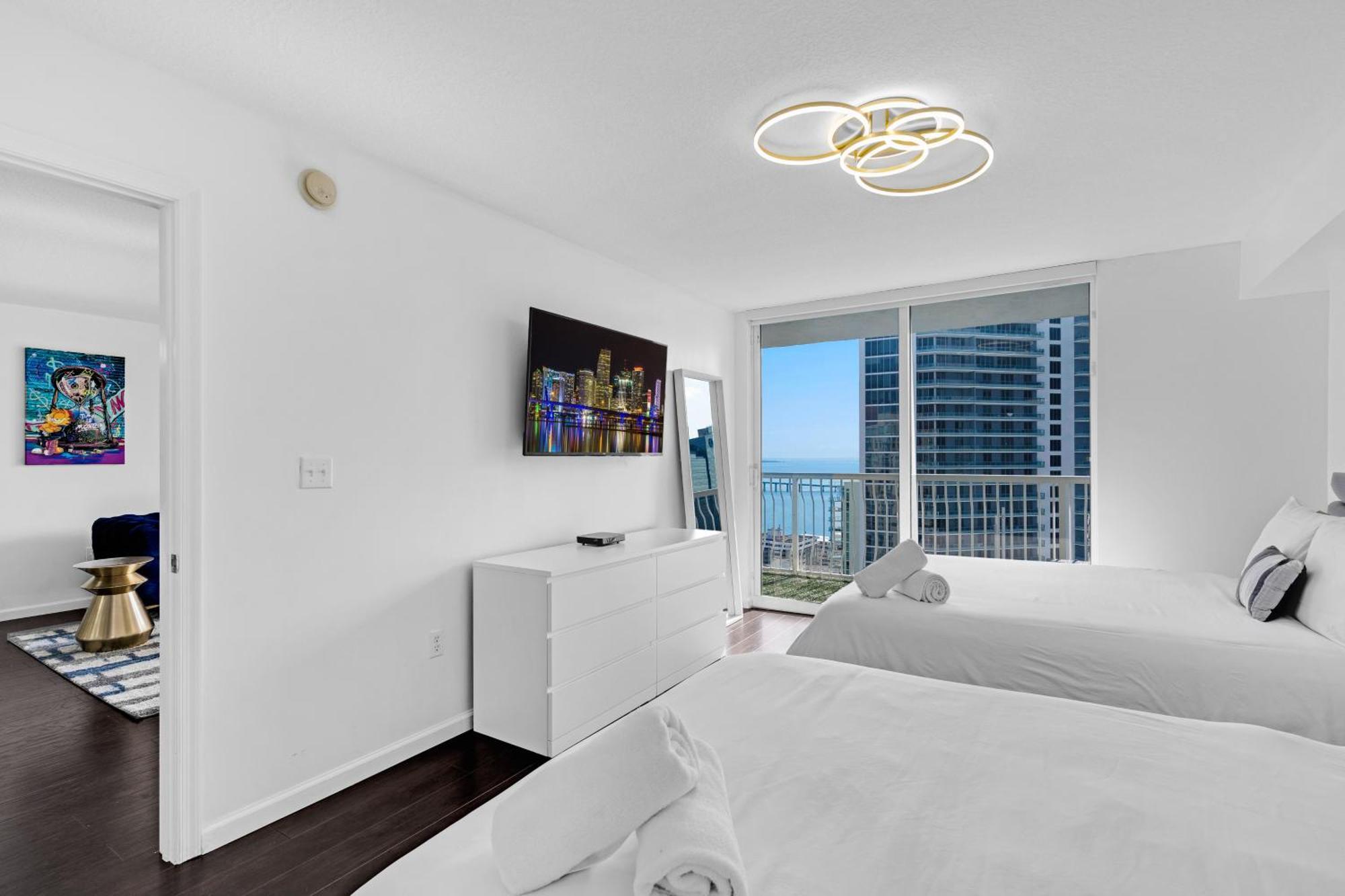 Gorgeous In Brickell Apartment