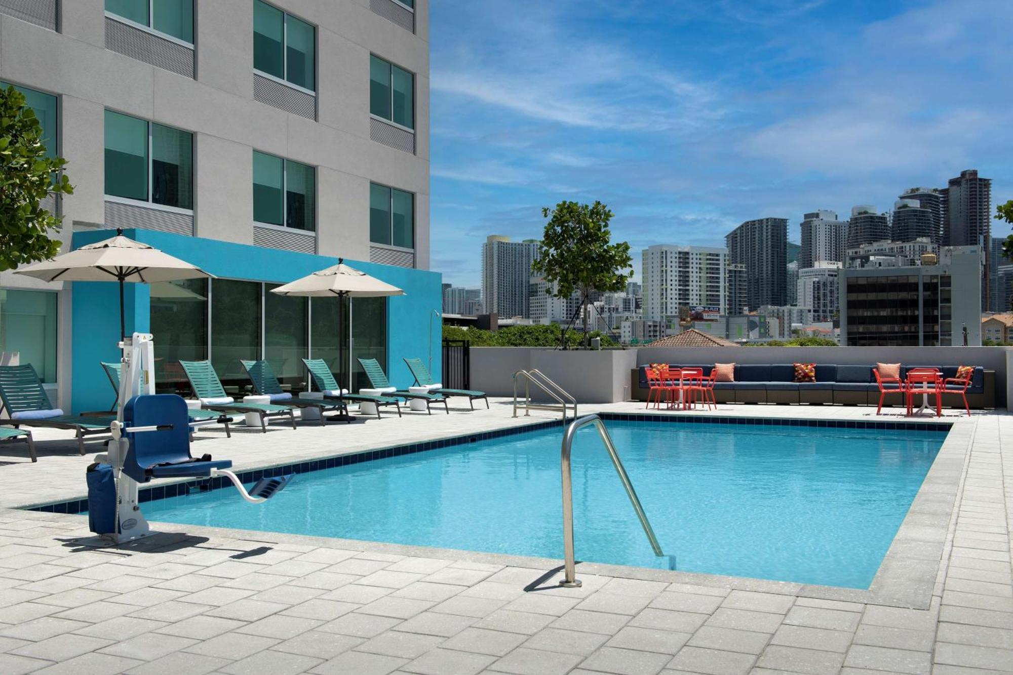 Tru By Hilton West Brickell Hotel 3*