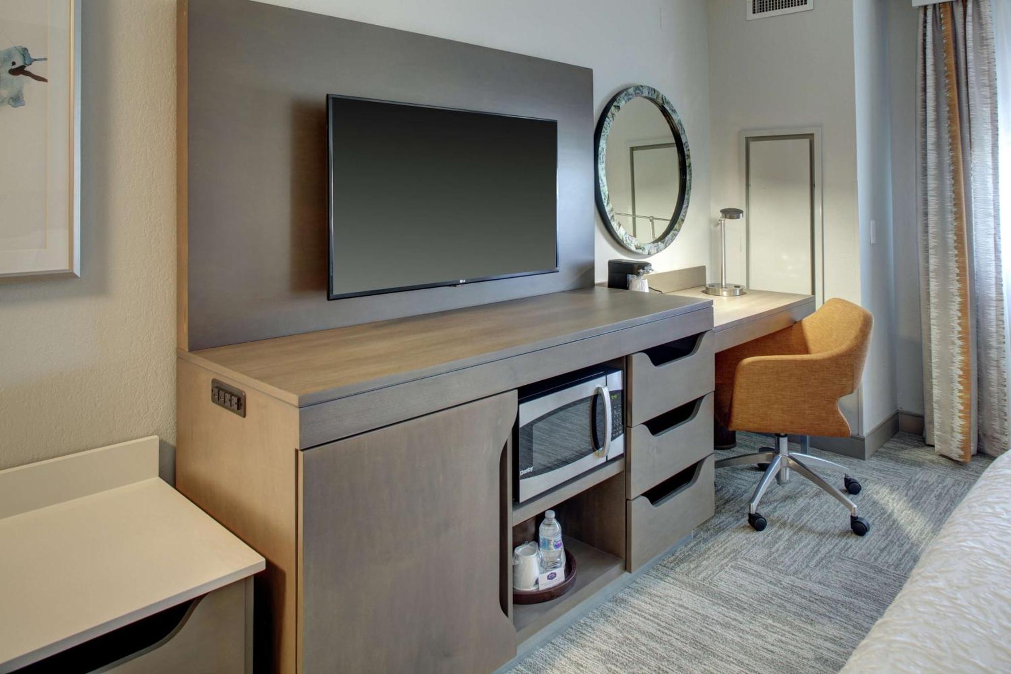 Hotel Hampton & Airport South/blue Lagoon 3*