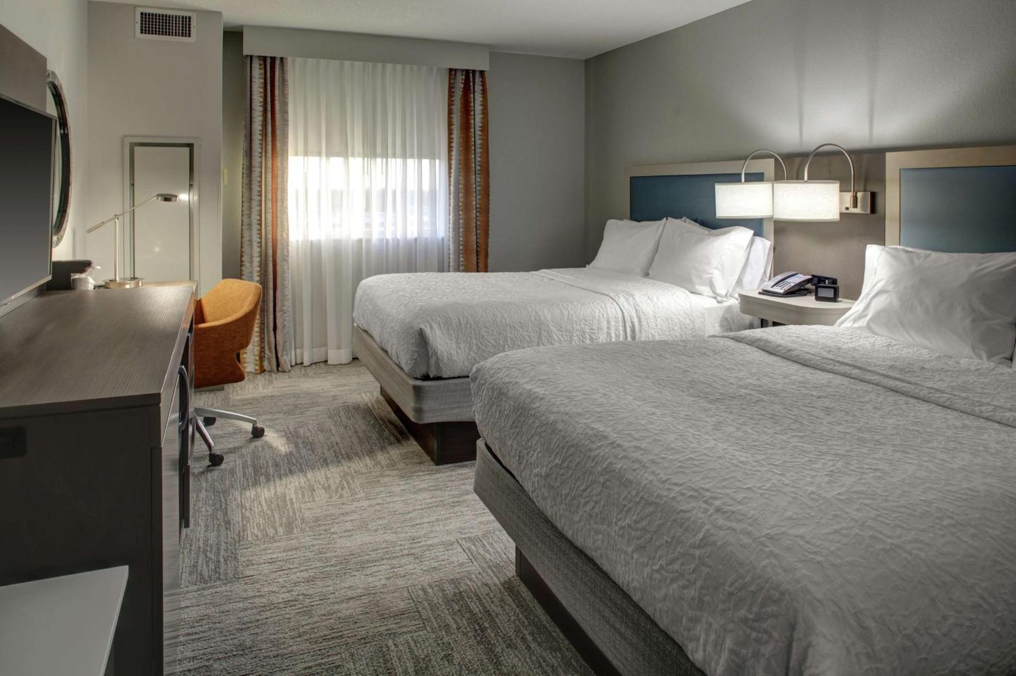 Hampton & Airport South/blue Lagoon Miami