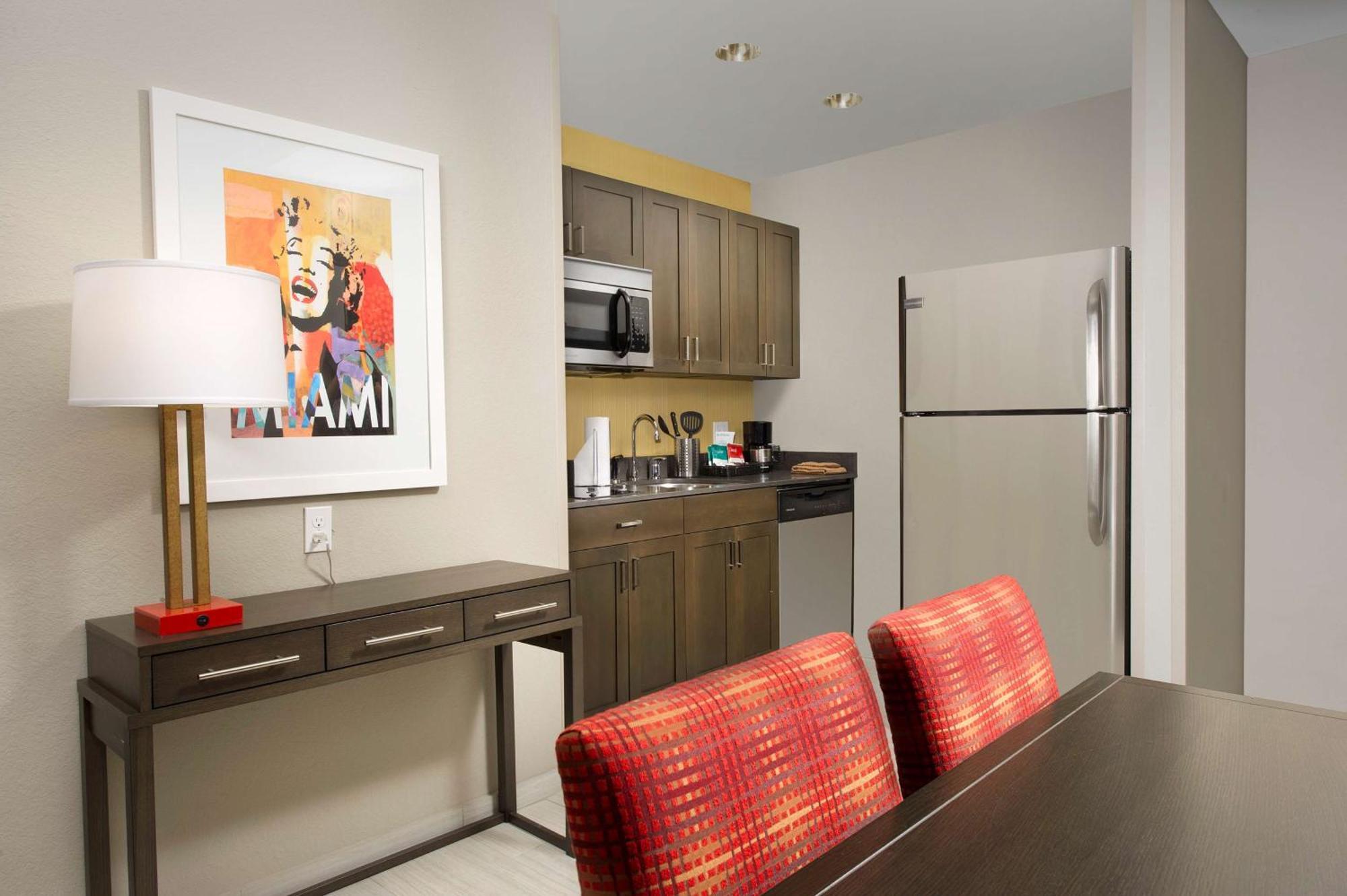 Homewood By Hilton Downtown/brickell Hotel Miami