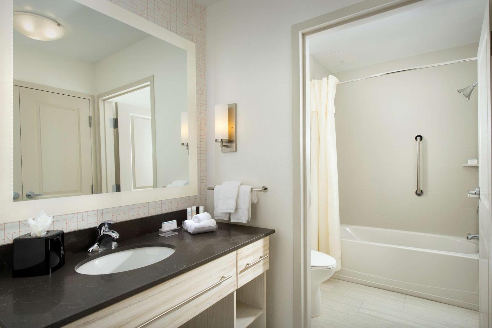 Homewood By Hilton Downtown/brickell Miami