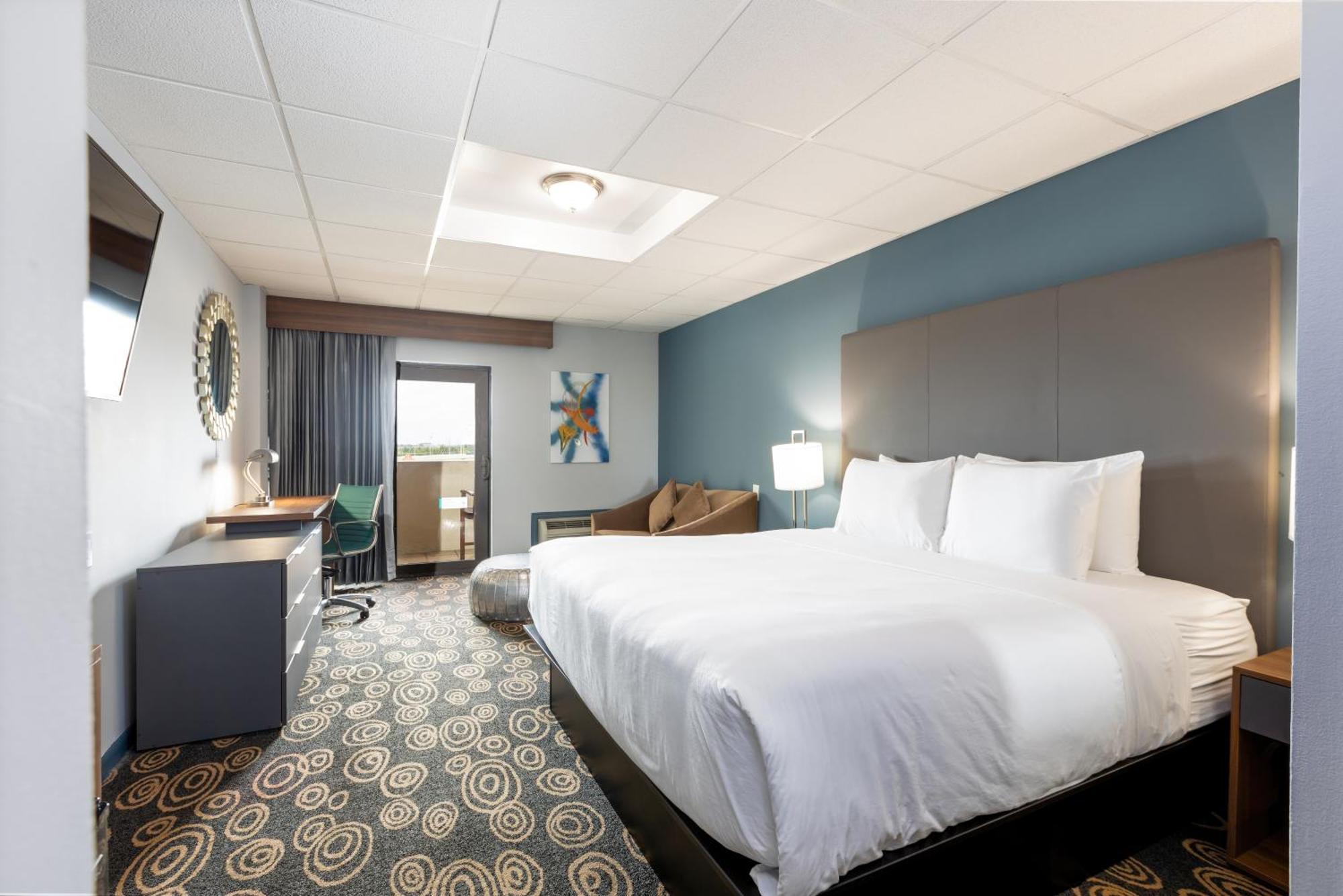 Regency Airport By Sonesta 3* Miami