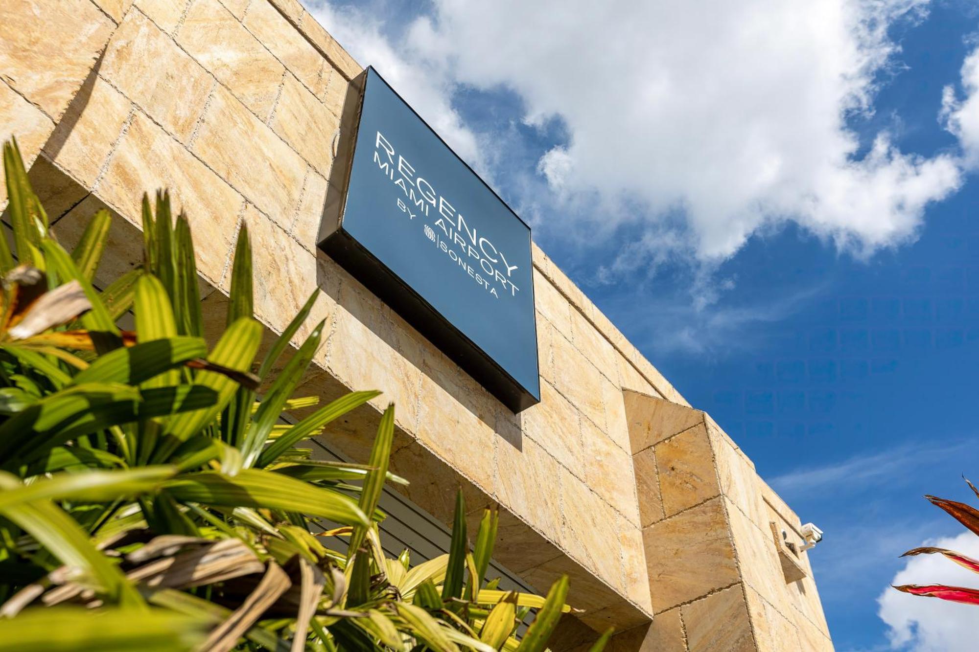 Regency Airport By Sonesta Hotel Miami