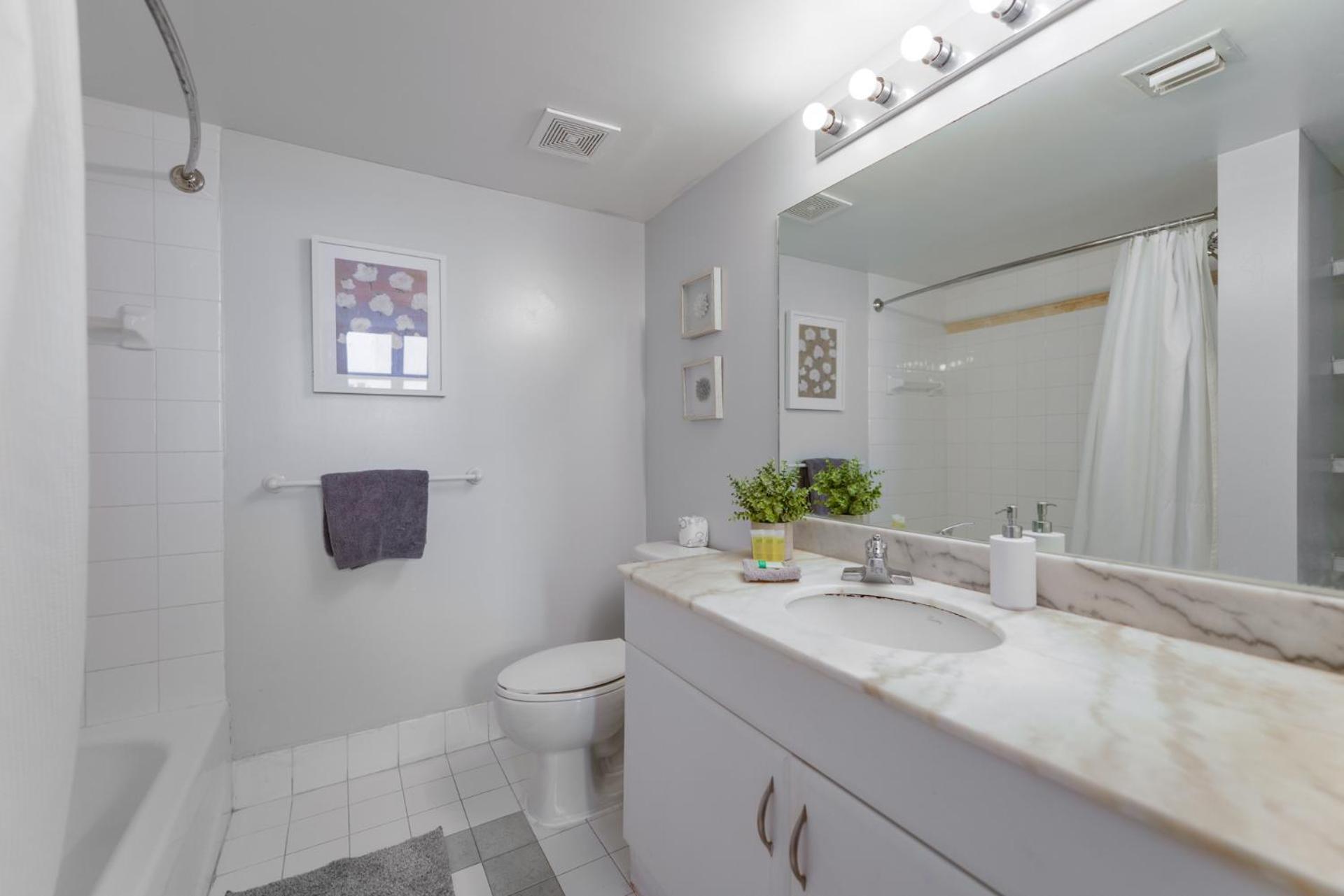 Style, Comfort, And Perfect Location In Brickell *
