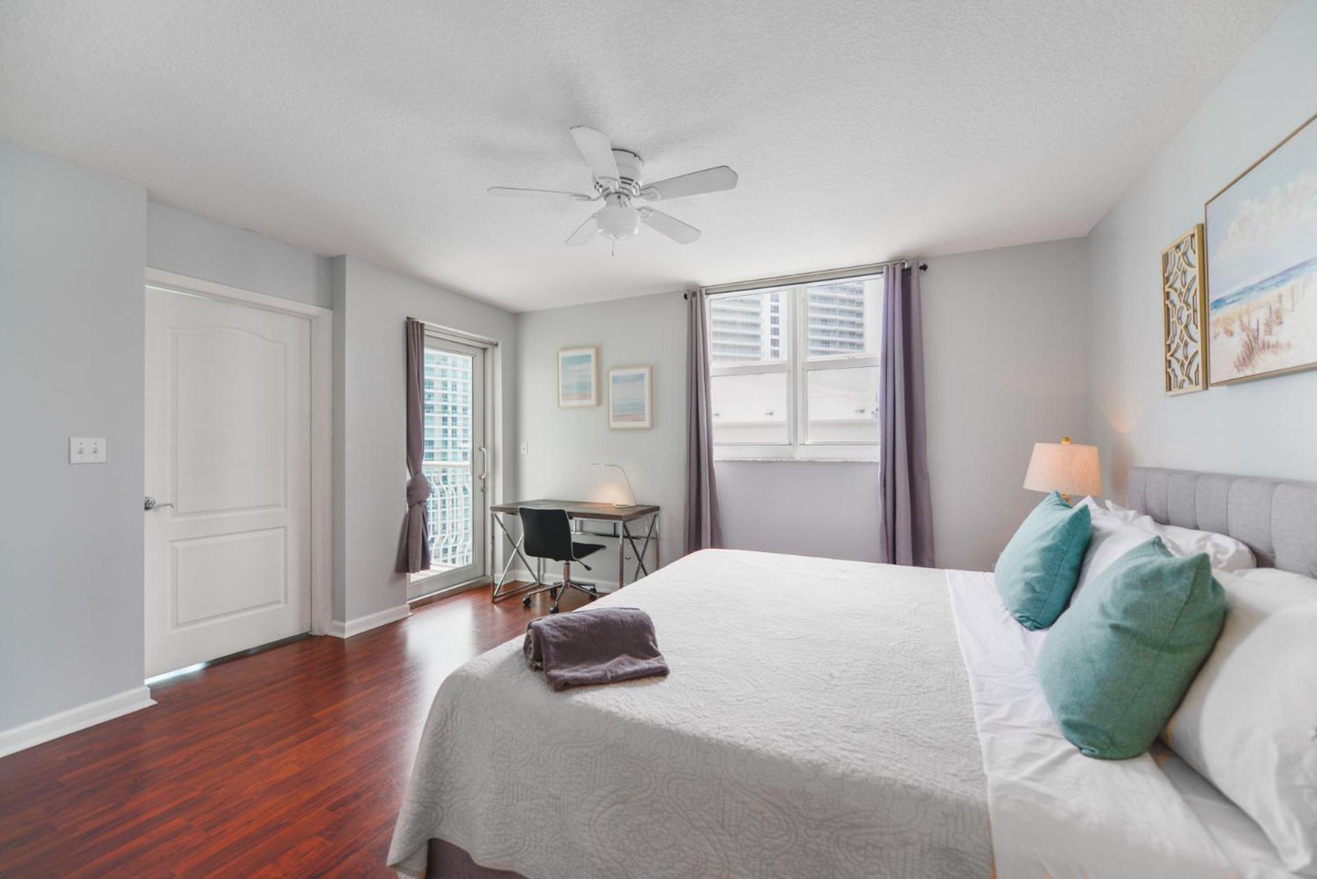 Apartment Style, Comfort, And Perfect Location In Brickell