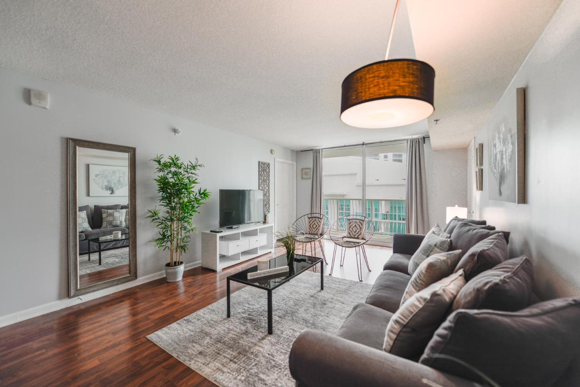 Apartment Style, Comfort, And Perfect Location In Brickell *