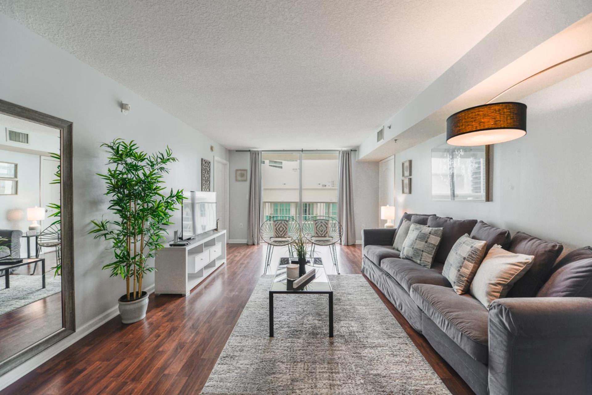 Style, Comfort, And Perfect Location In Brickell *