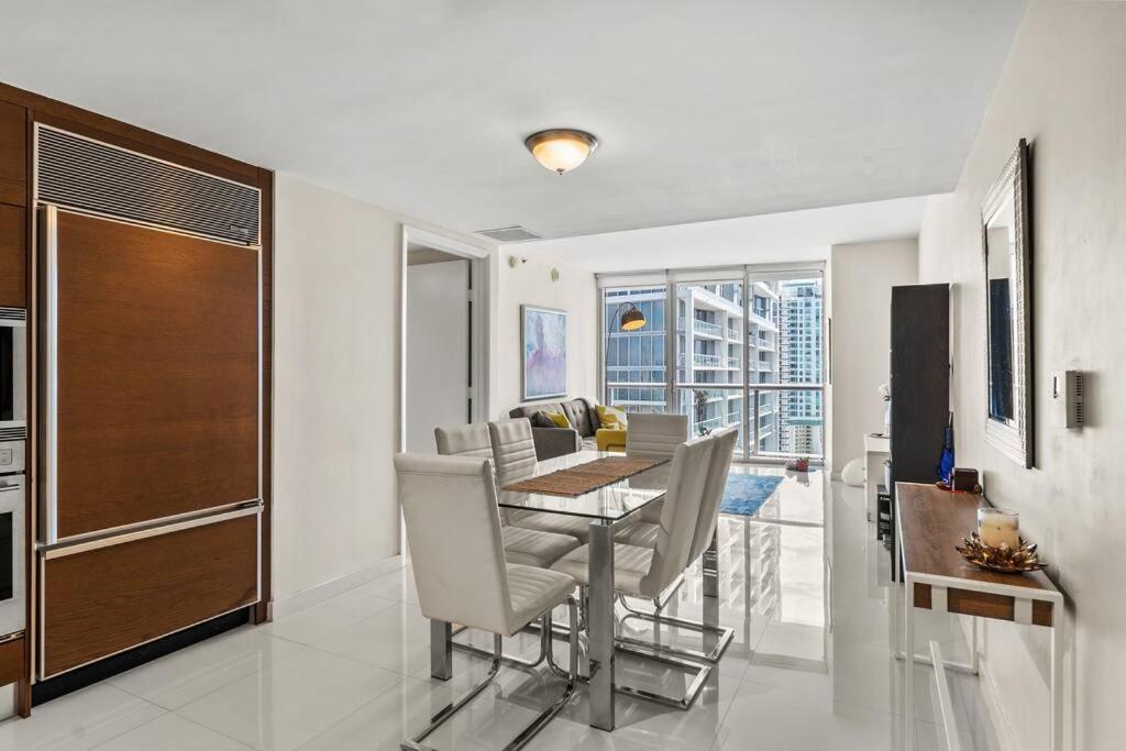 Iconbrickell *