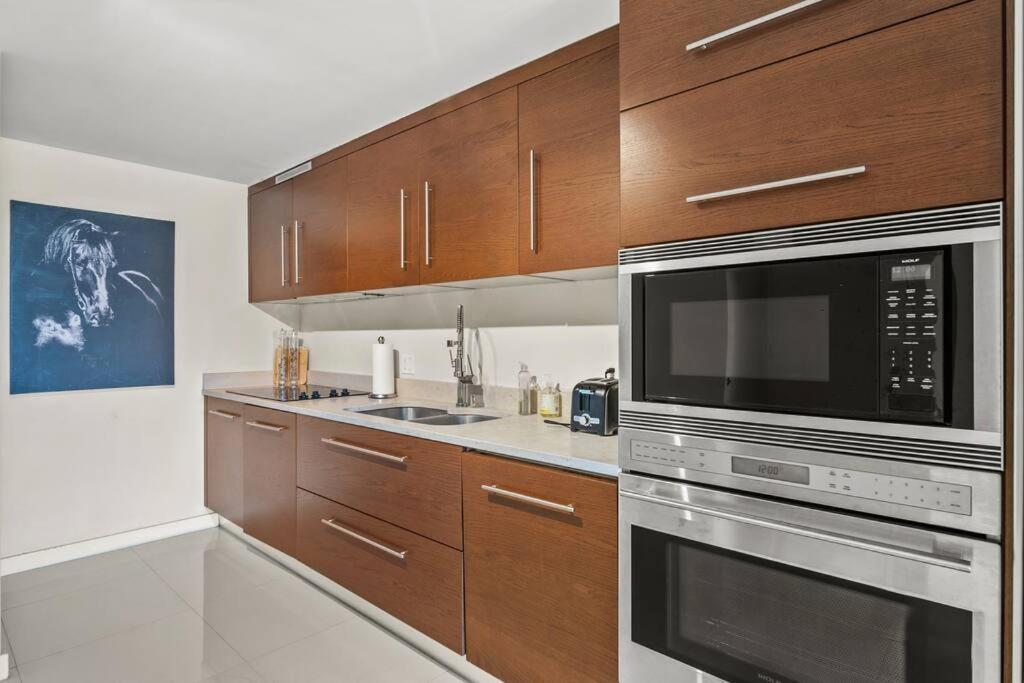 Iconbrickell Miami