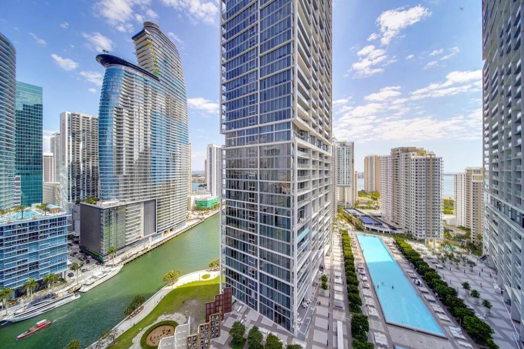 Iconbrickell *