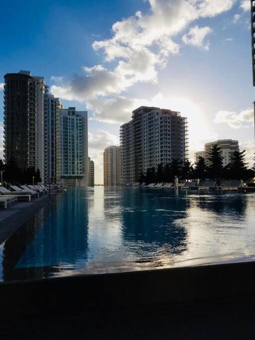 Iconbrickell * Miami