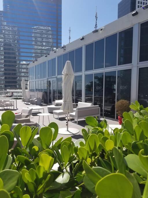 Iconbrickell