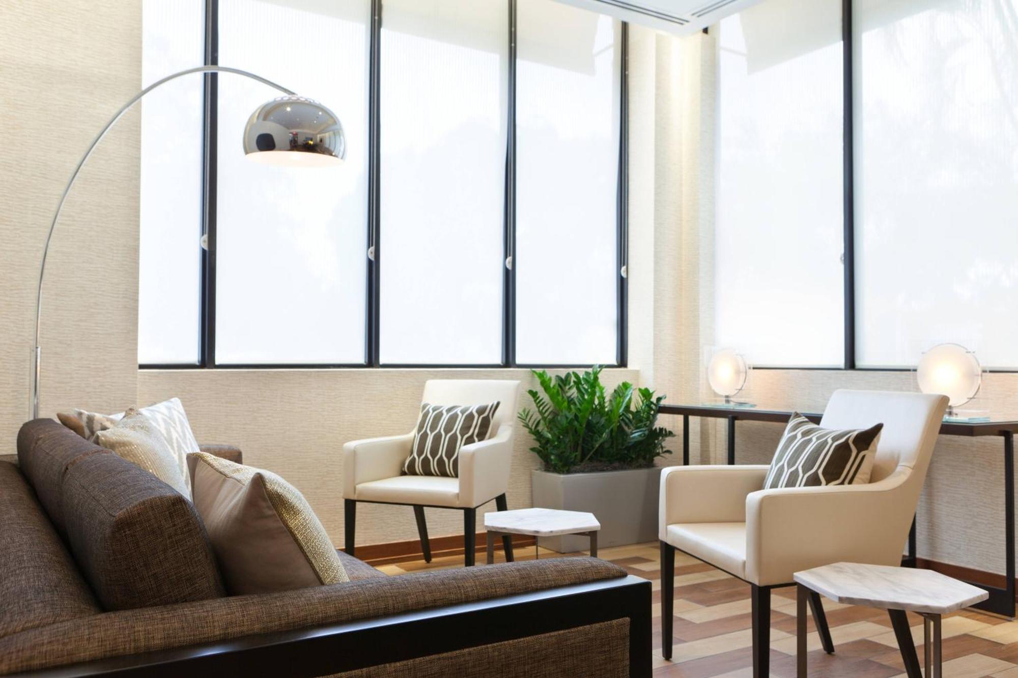 Airport Marriott Hotel