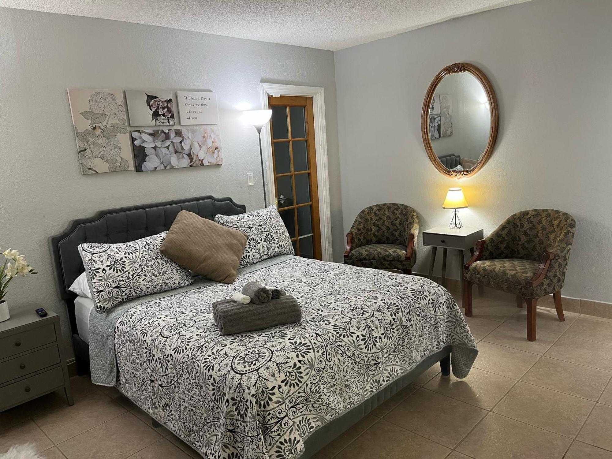 Amazing & Cozy Duplex Near Zoo ! Casa de férias *
