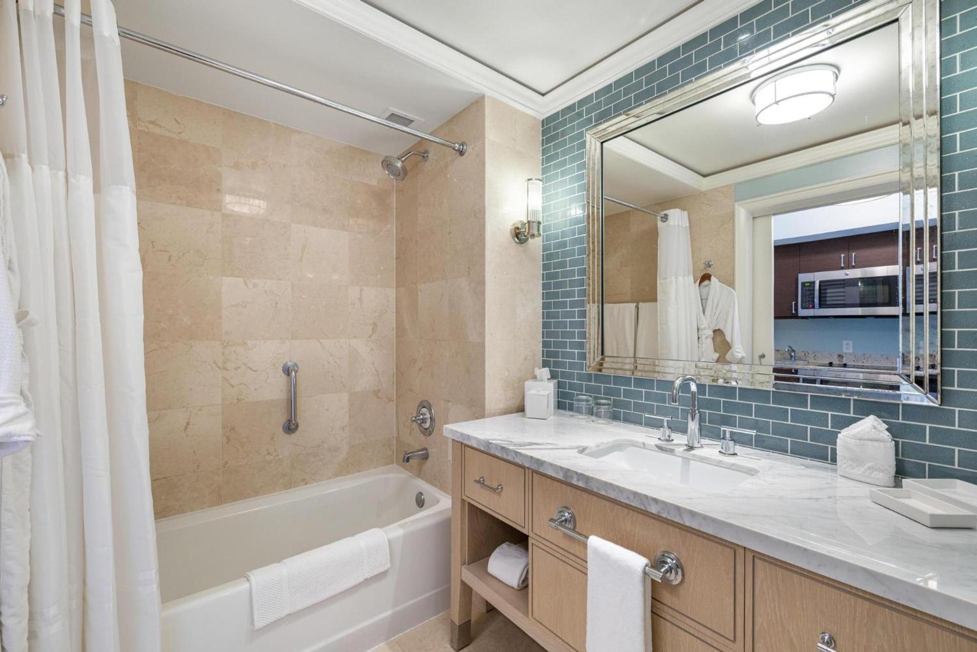 Holiday home Charming 5 Star Unit Situated At Ritz Carlton-key Biscayne *
