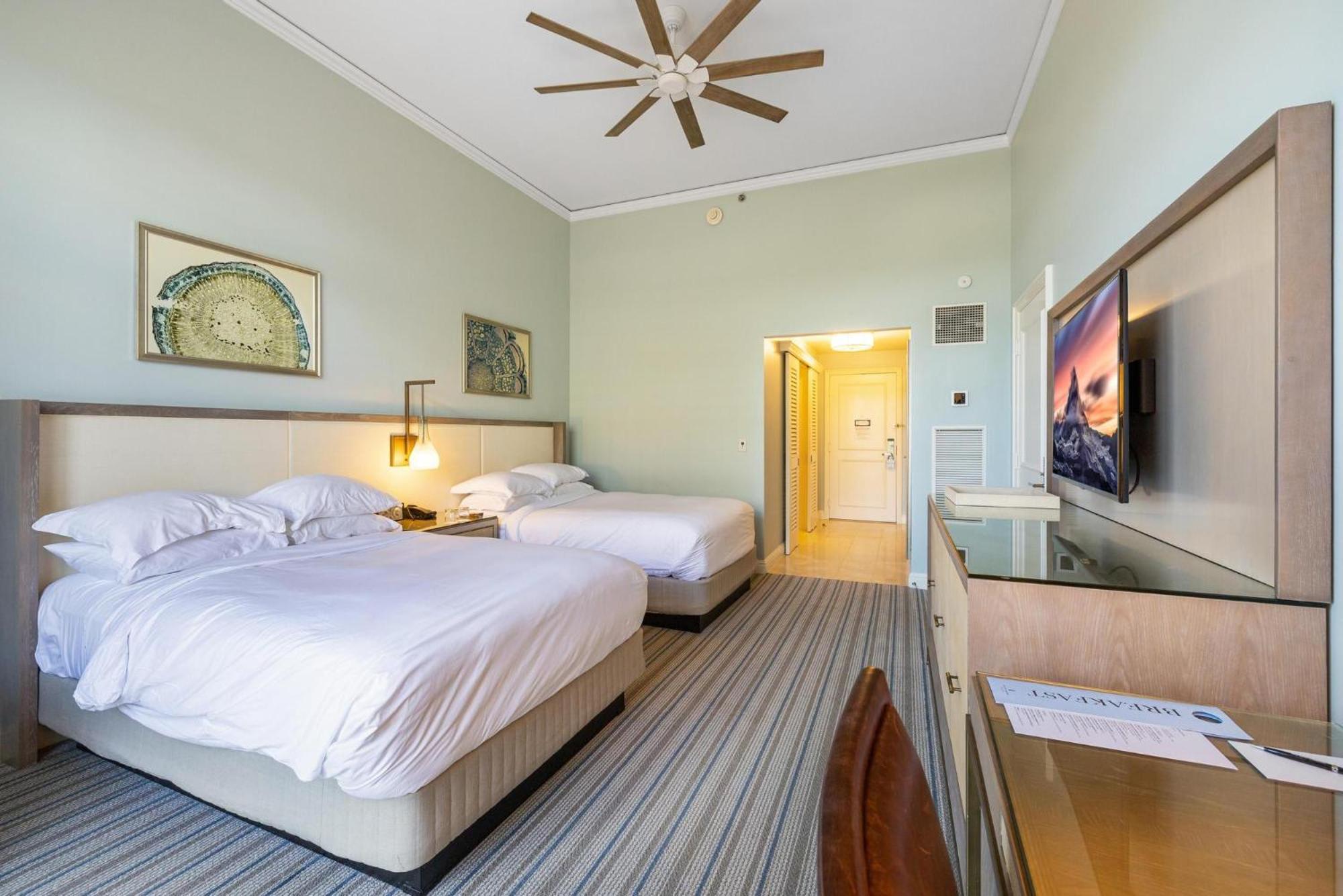Charming 5 Star Unit Situated At Ritz Carlton-key Biscayne * Miami