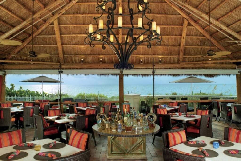 Stunning Located At The Ritz Carlton-key Biscayne Holiday home