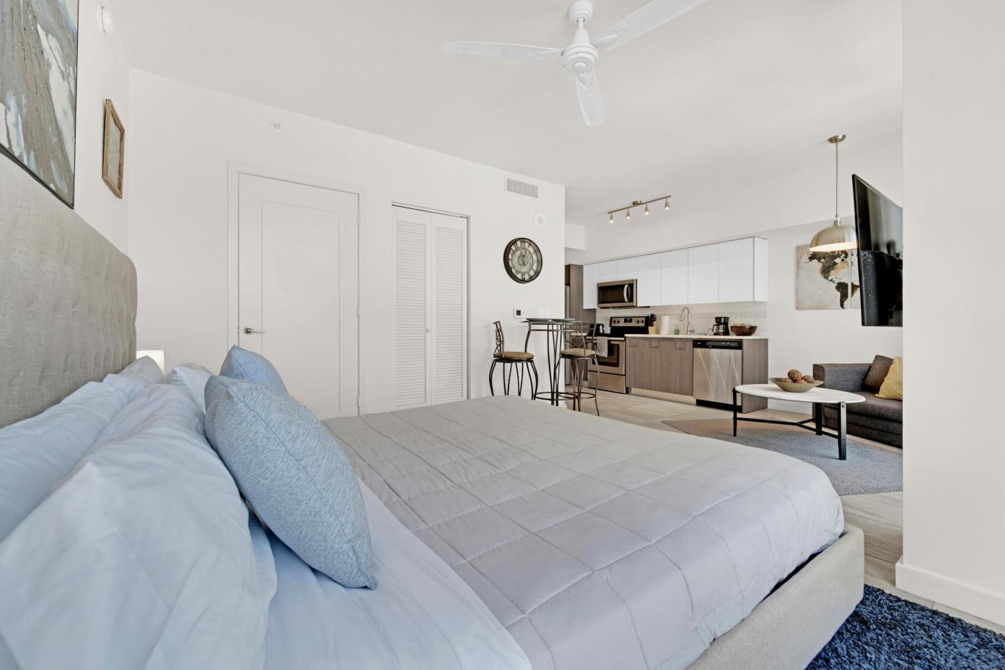 Devereaux Luxury One-bedroom And