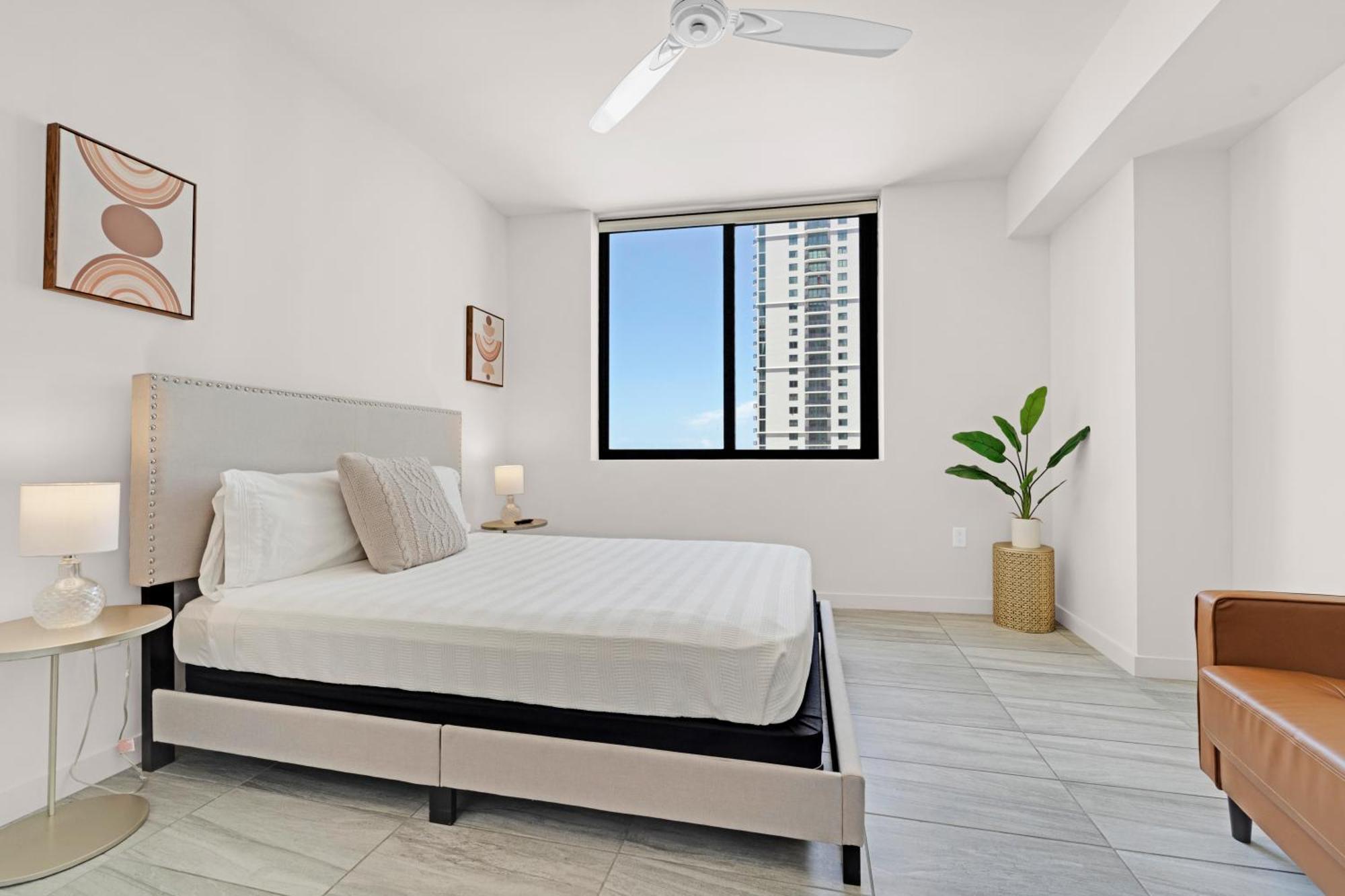 Devereaux Luxury One-bedroom And * Miami