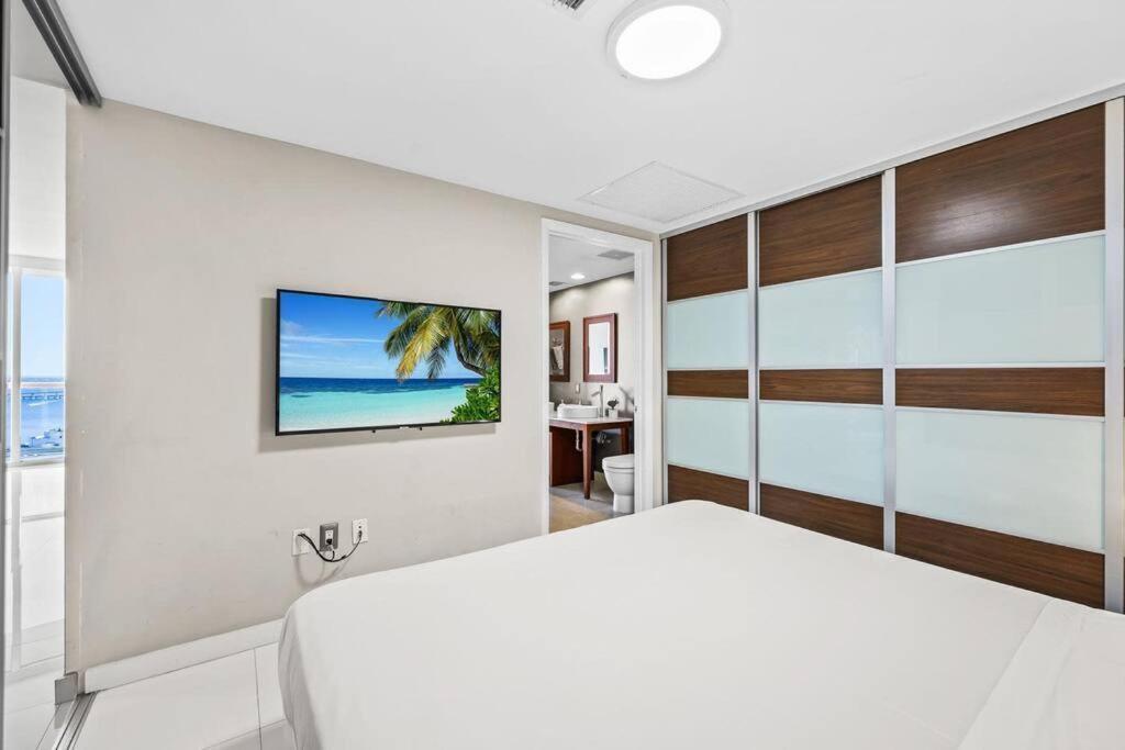 Icon Brickell, W - 2br, Prime Location, Pool - * Miami