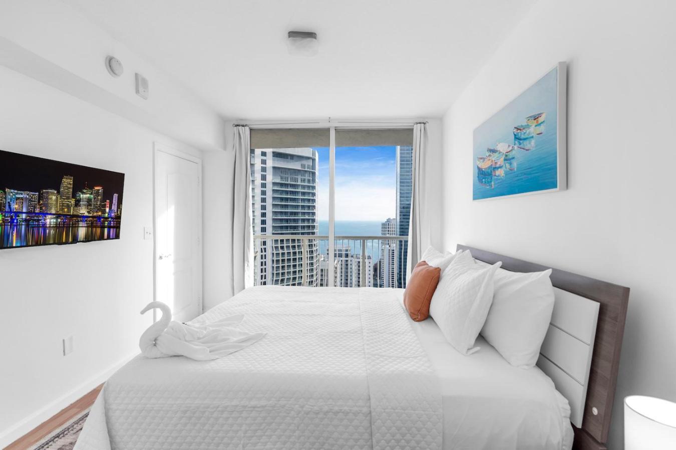 Apartment Spacious 2 Bed Unit In Brickell With Free Parking *