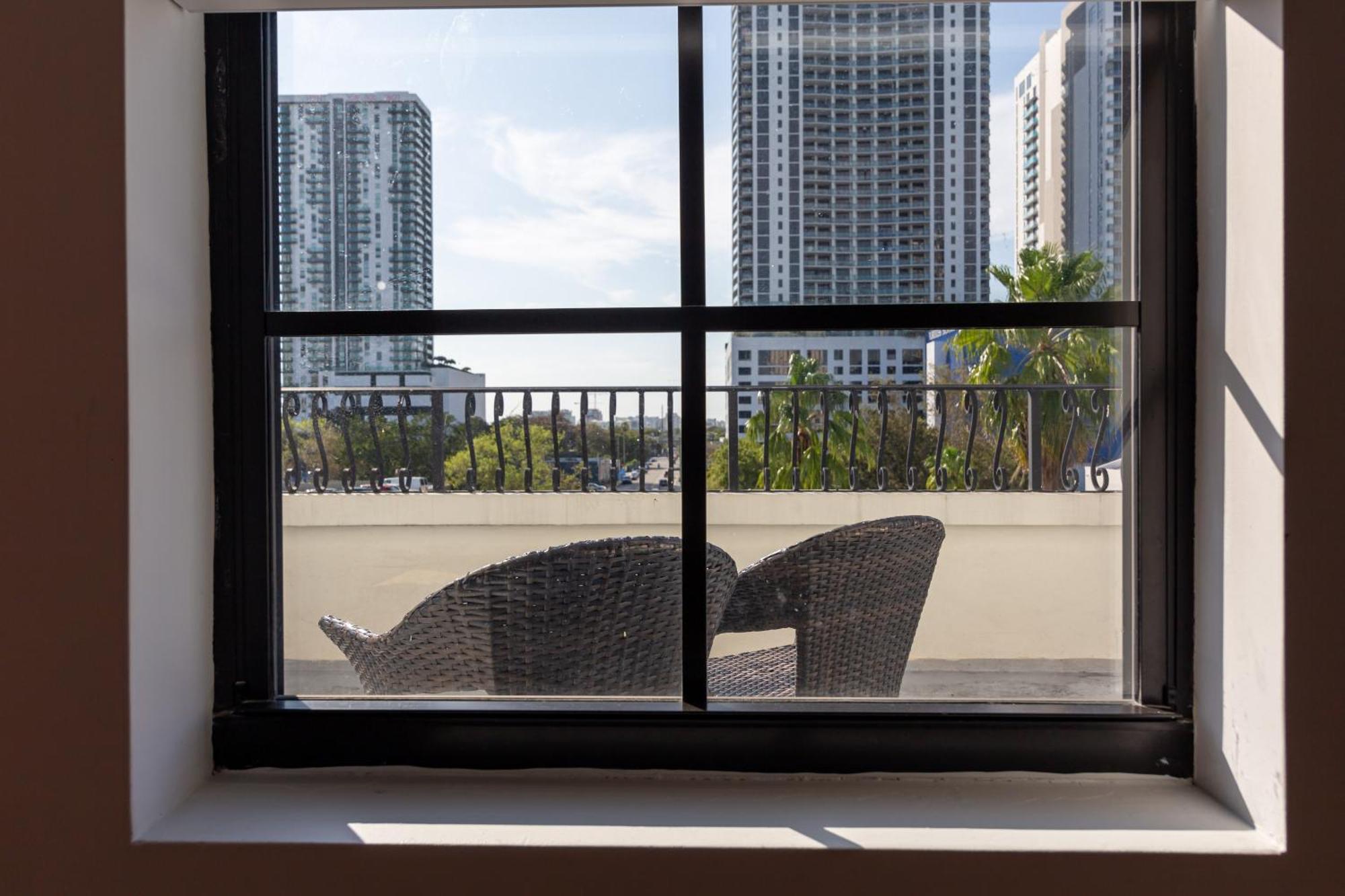 1-bdrm With Balcony - Heart Of Downtown And Wynwood Miami