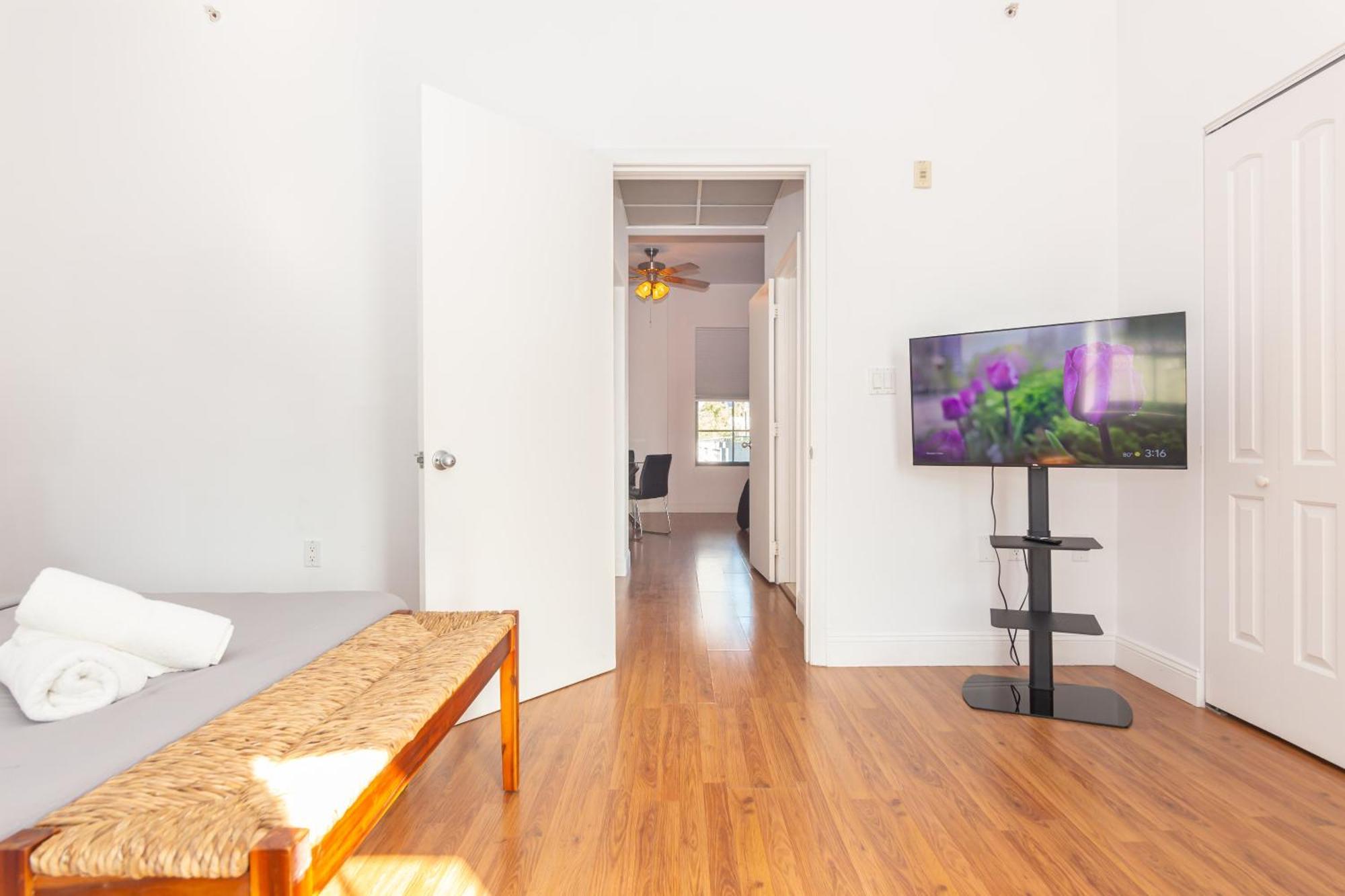 1-bdrm With Balcony - Heart Of Downtown And Wynwood Miami