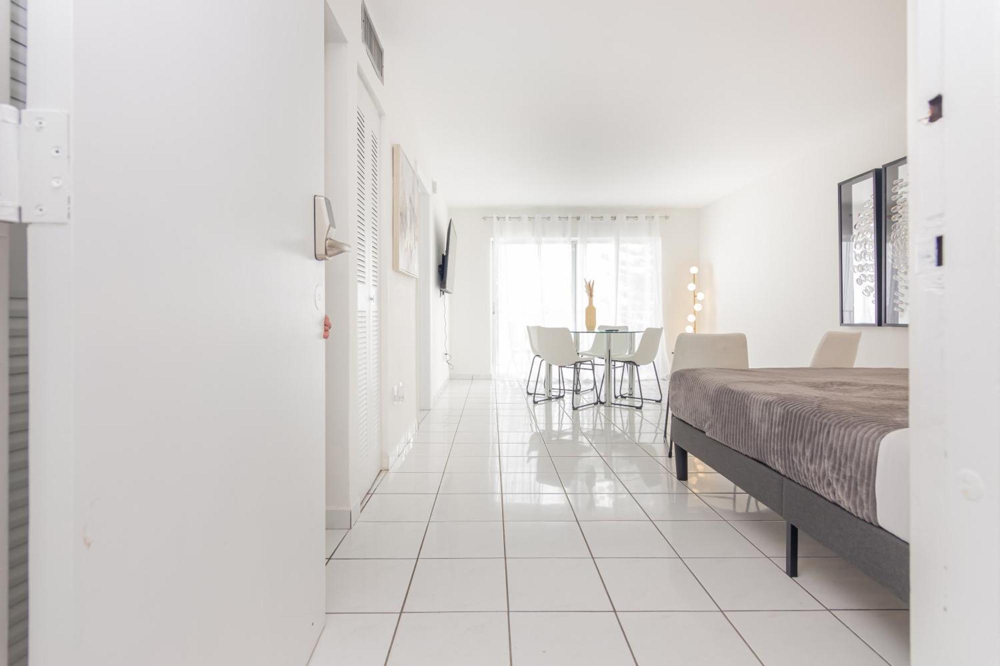 Apartment 1-bdrm - Heart Of Wynwood And Midtown - Close Downtown *