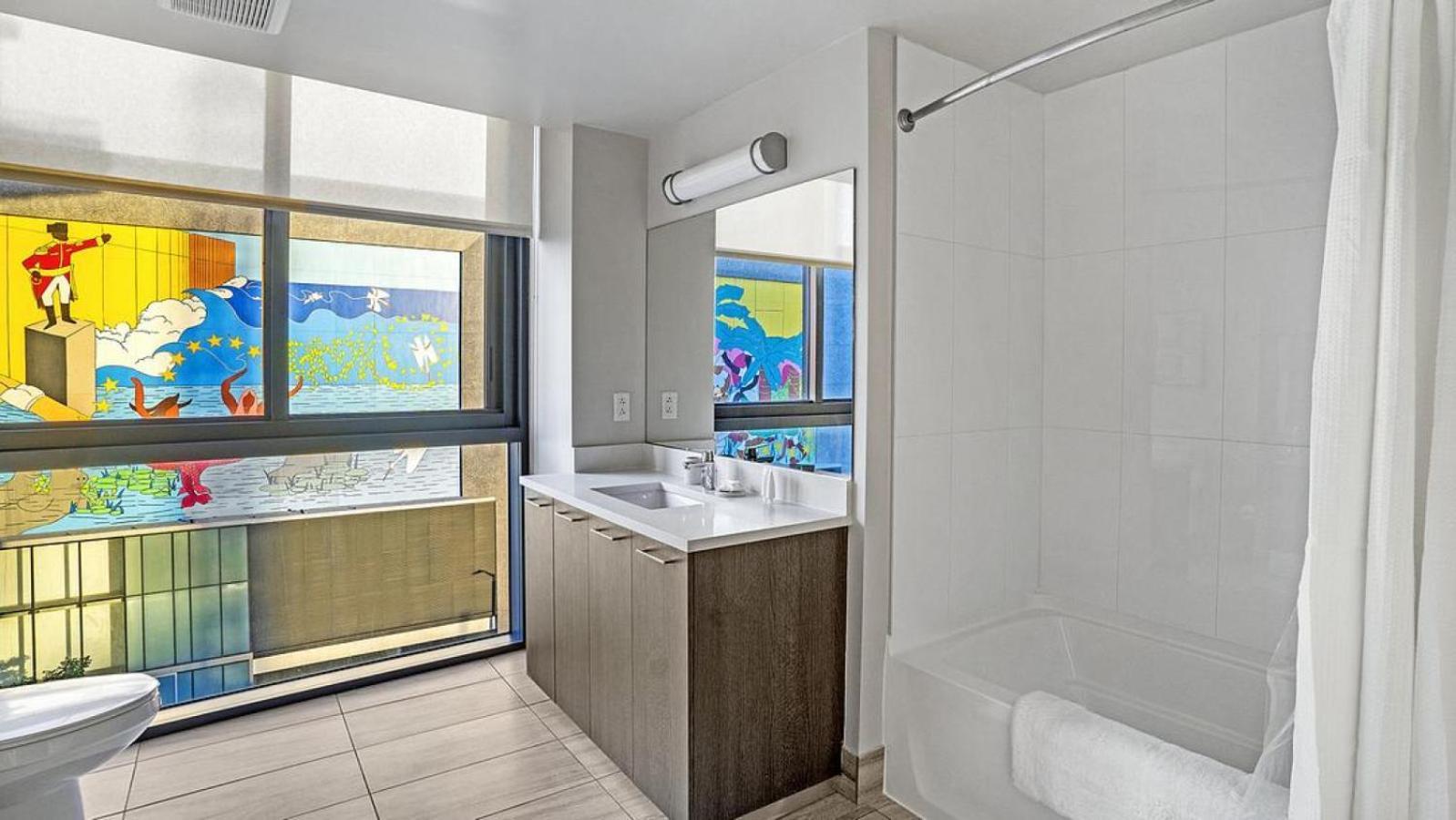 Apartment Landing Modern With Amazing Amenities Miami