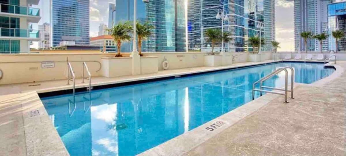 Modern 1br In Upscale Brickell Locale Miami