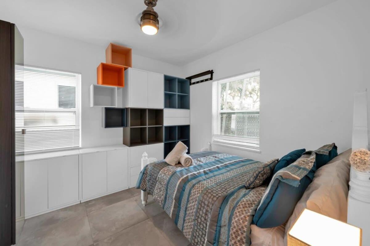 Holiday home Renovated Gem: Prime Spotless Ideal *