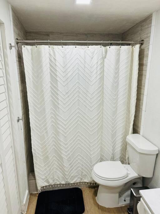 Near Airport/beach Apartment