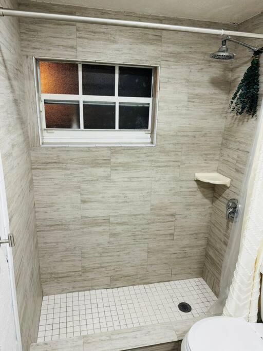 Apartment Near Airport/beach