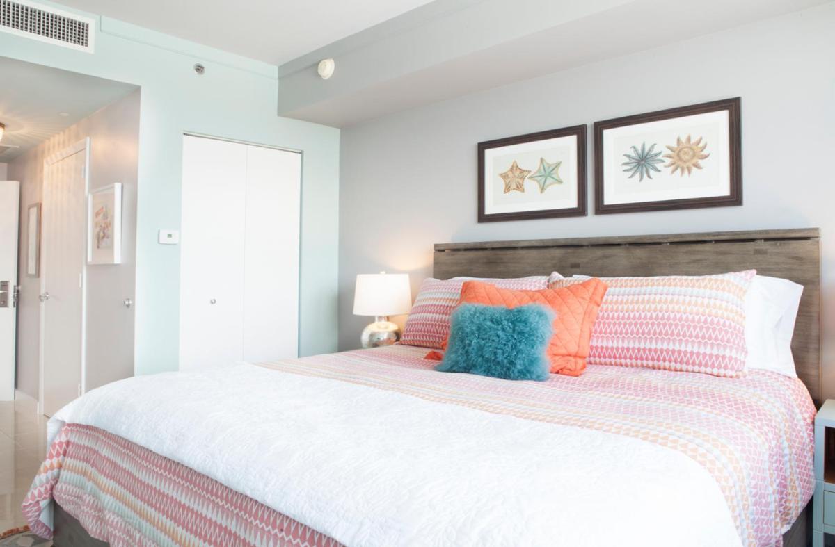 Connecting Rooms-coconut Grove 10th Floor- Parking Included *