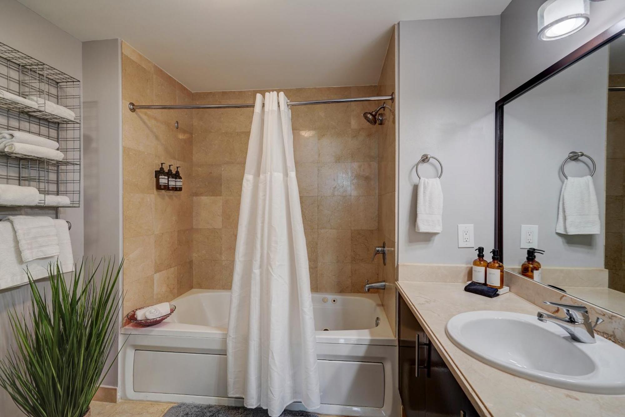 Luxury Penthouse With Private Rooftop Terrace In Coconut Grove Apartment Miami