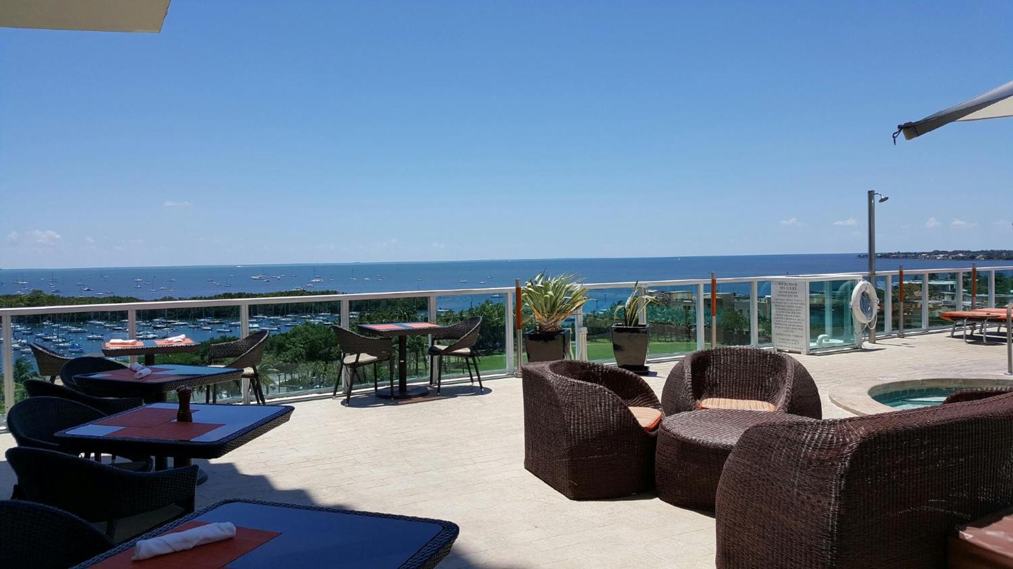 Apartment Gorgeous Coconut Grove 3 Bedroom With Amazing Views Parking Included Miami